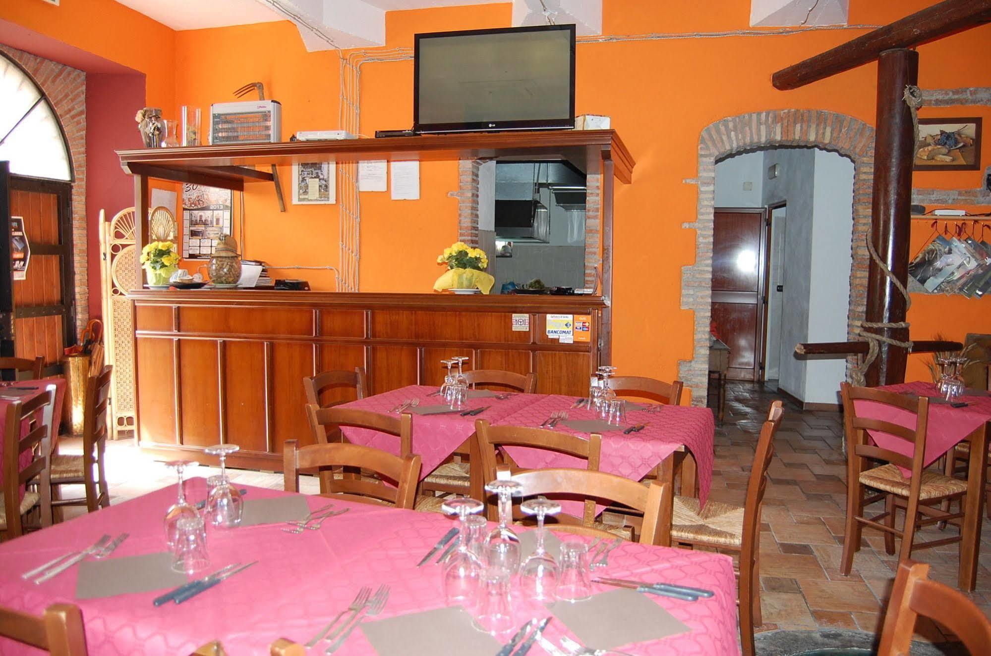 Agriturismo Parra Santa Lucia del Mela Dış mekan fotoğraf
